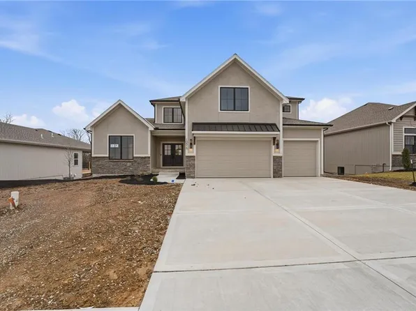 10515 N Liberty St, Kansas City, MO 64155