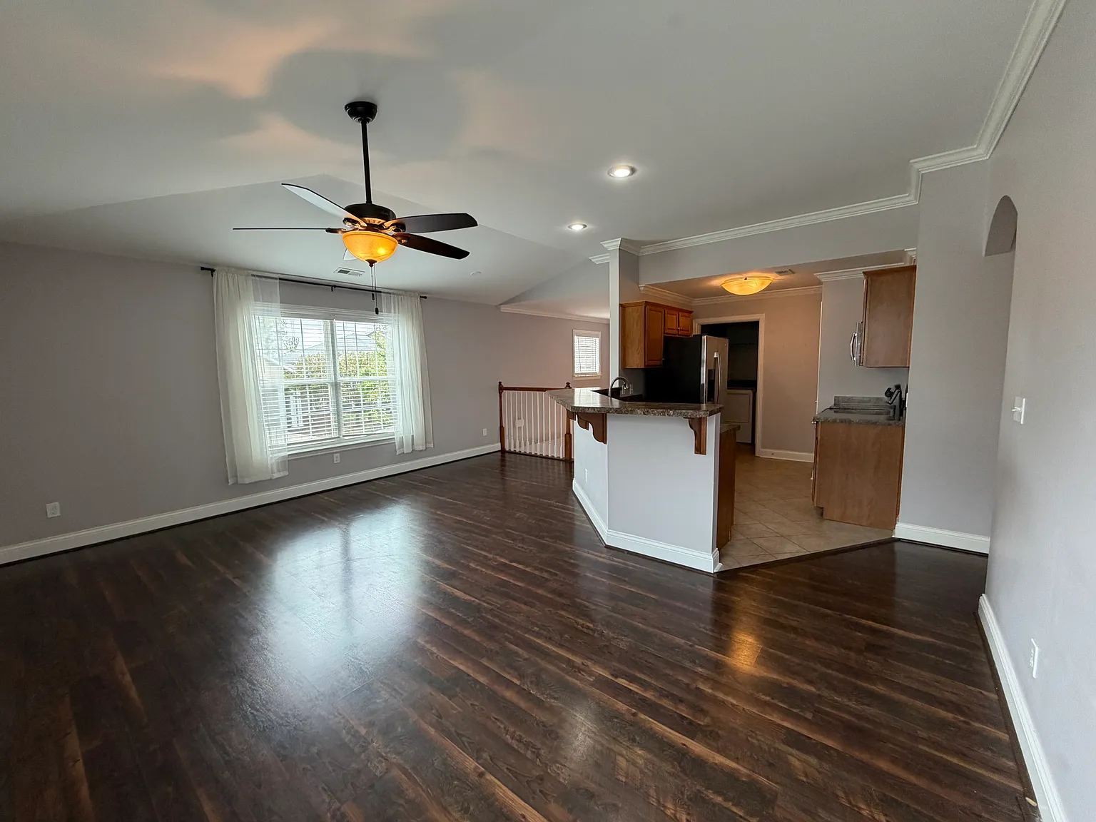 2 bed, 1100 sqft, $1,995 — Photo 4