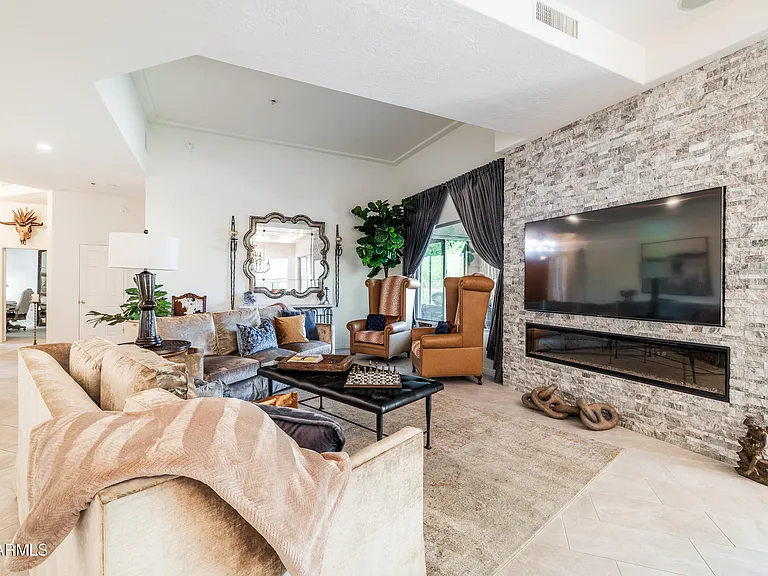 7020 E Mighty Saguaro Way — Photo 15