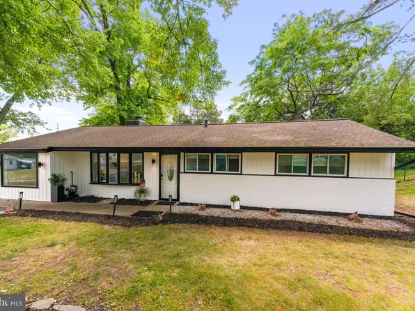 2508 Hillside Ln, Norristown, PA 19403