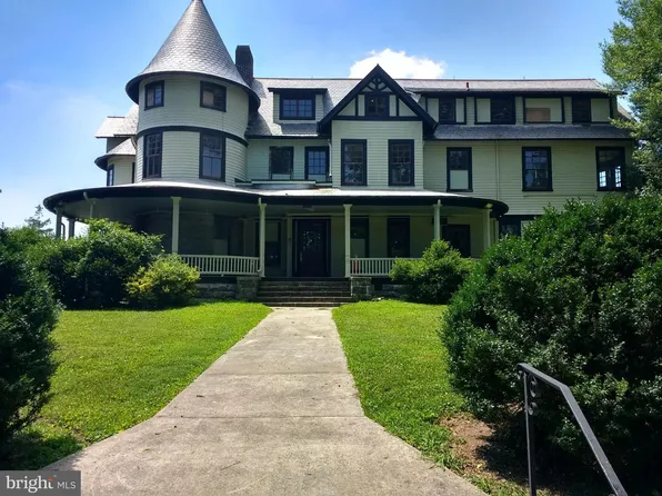 10206 Montgomery Ave #15, Kensington, MD 20895