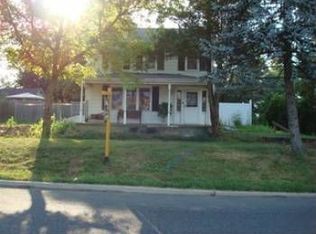 18 E 5th St, Howell, NJ 07731