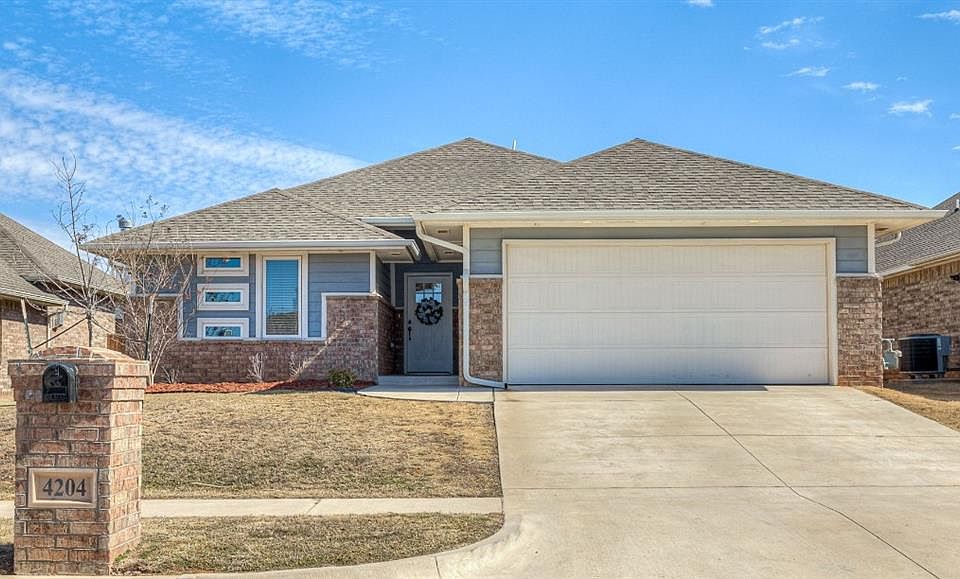 1st image of 4204 Palisade Ln