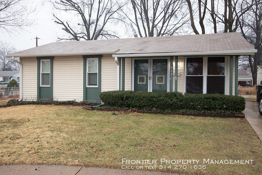 1st image of 1828 Fernbrook Ln