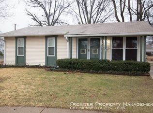 1828 Fernbrook Ln, Florissant, MO