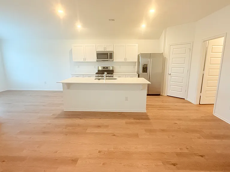 4005 Dutch Ln — Photo 15