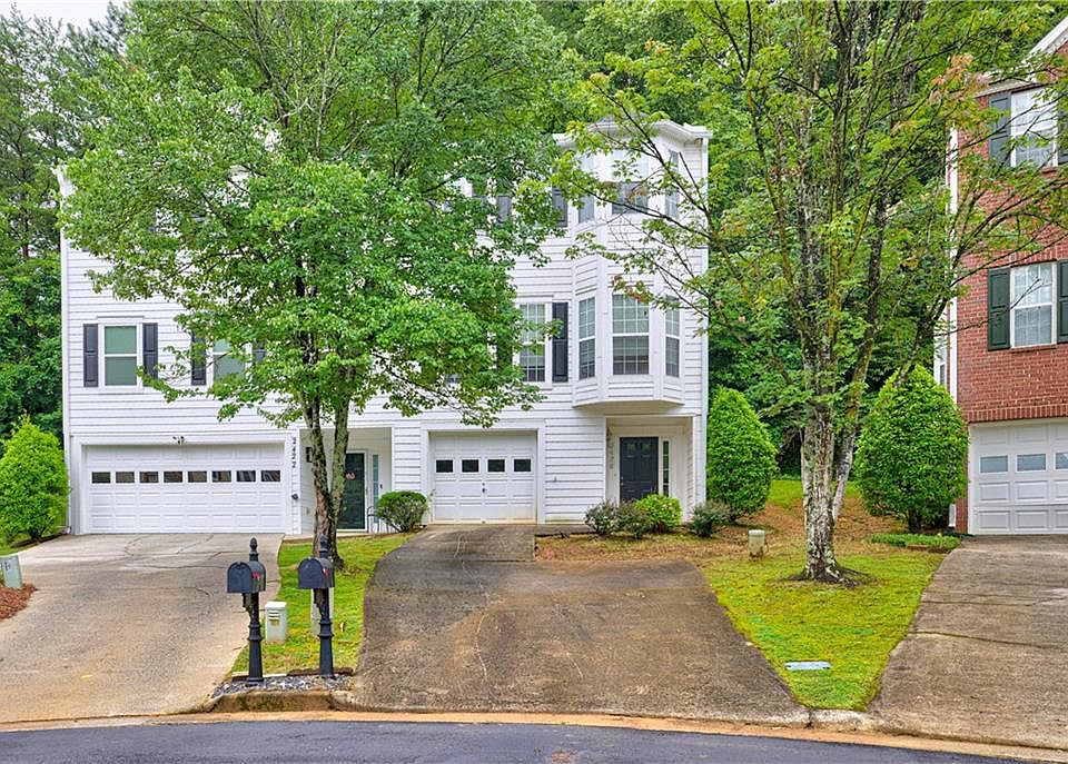 1st image of 2426 Valley Cove Dr