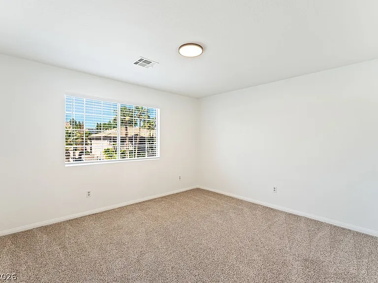 9417 Low Tide Ct — Photo 42