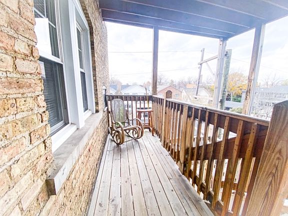 5th image of 4428 N Seeley Ave APT 3B