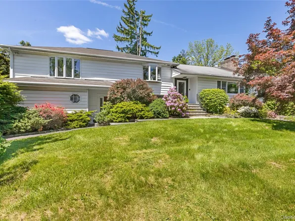 2307 Hawthorne Drive, Yorktown Heights, NY 10598