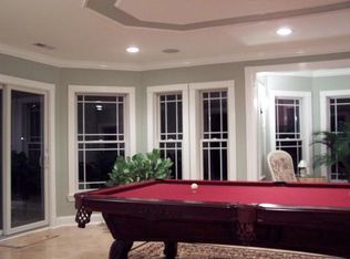 12351 Marionwood Ct, Herndon, VA 20171