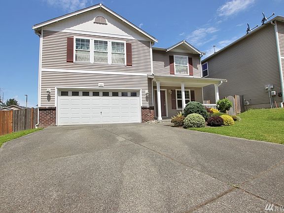2nd image of 1609 201st Street Ct E