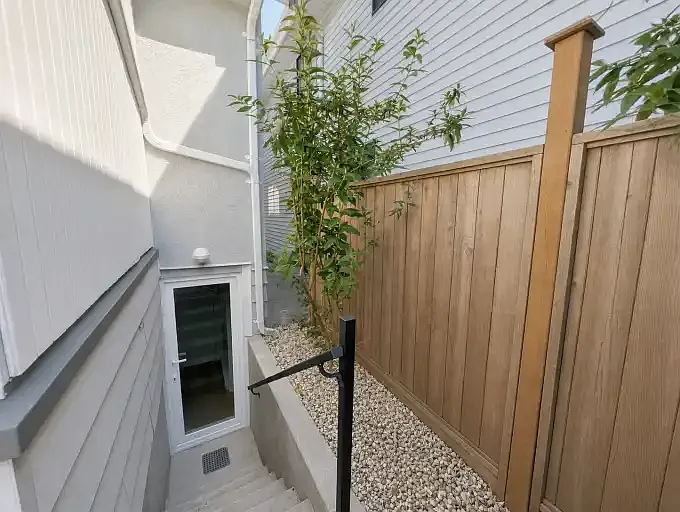 1306 E 37th Ave #1A — Photo 11