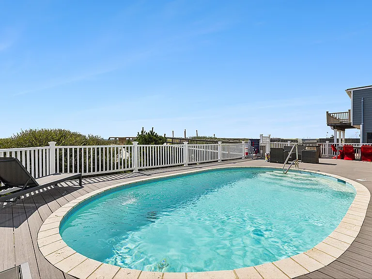 829 Dune Rd — Photo 8