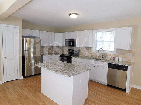 4th image of 2432 Northbrook Rd