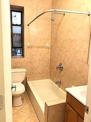 5th image of 969 Carroll St APT A9