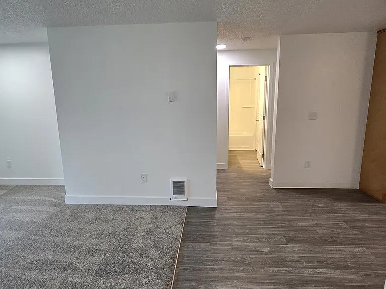 The Salish Place Apartments — Photo 18