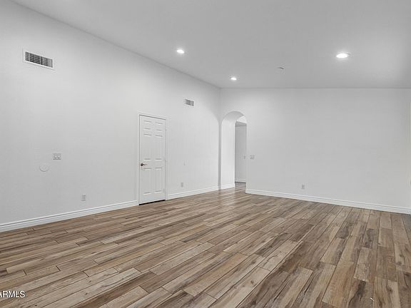 5th image of 7840 W JULIE Drive