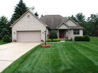 120 Maple Grove Dr, Butler, PA 16001