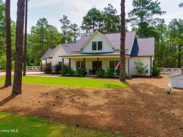 1241 Linden Road, Aberdeen, NC 28315