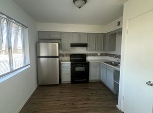123 N Phyllis APT 202, Mesa, AZ 85201