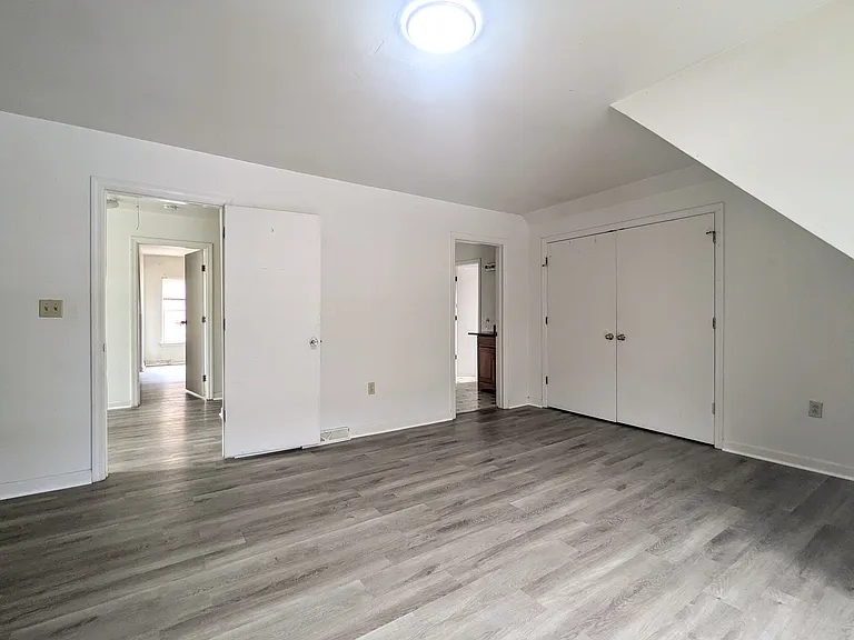 5552 Black St #2 — Photo 8