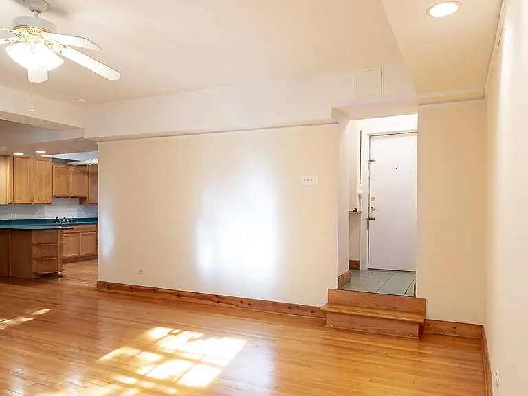 1020 W Ardmore Ave #GARDEN WEST — Photo 4