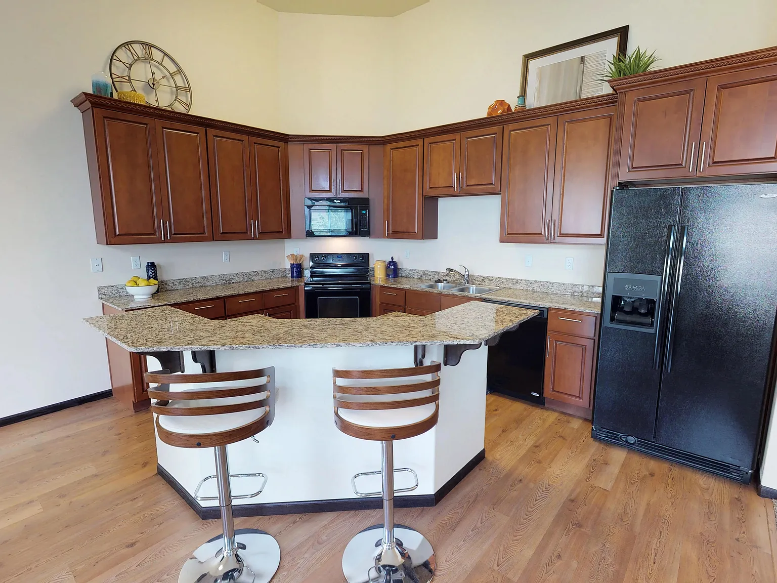 Town Square Townhomes — Photo 2