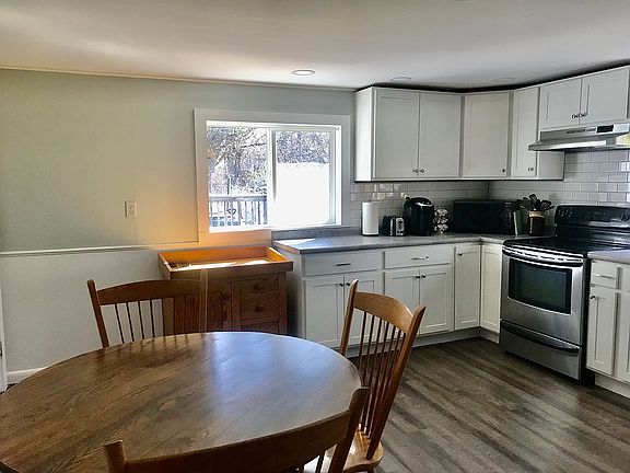 4th image of 109 Miner St