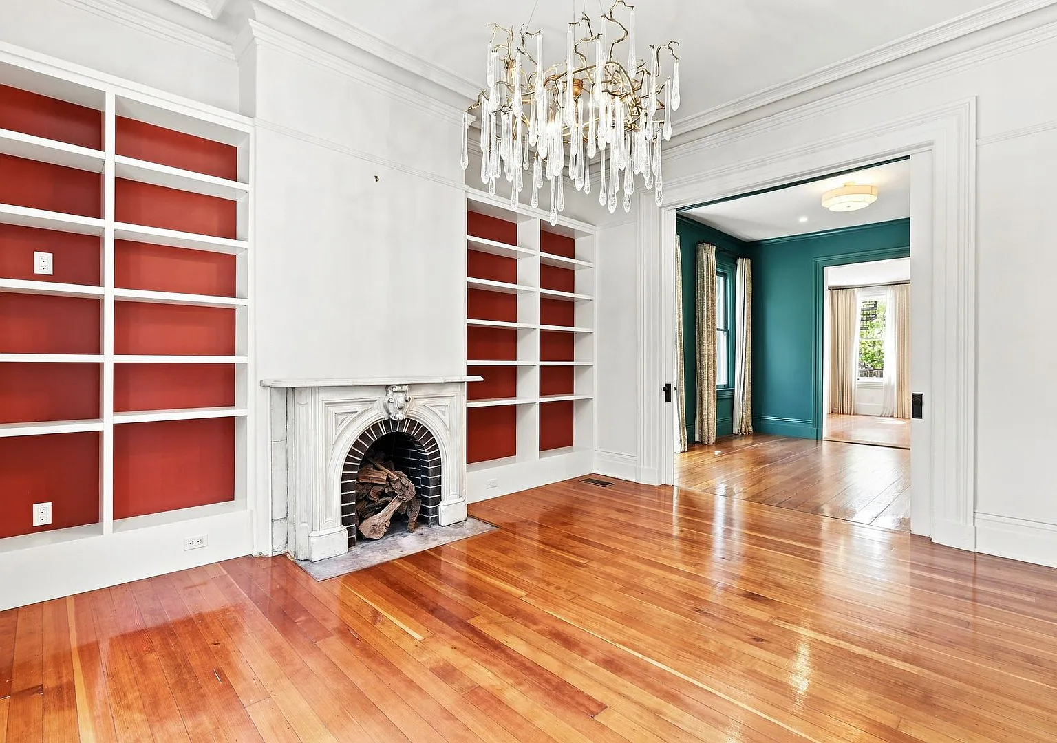 Beautifully Updated Three Bedroom Plus Bonus Room Home in the Mission - Please Contact for Showin... — Photo 3