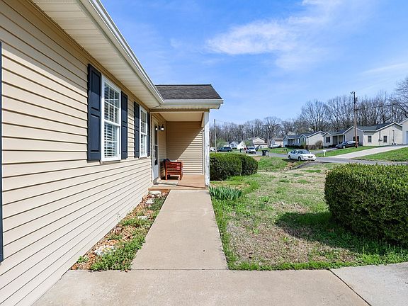 4th image of 6135 Majestic Oak Dr