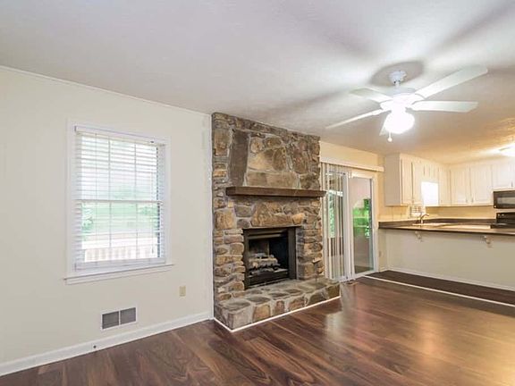2nd image of 3005 Wayward Dr