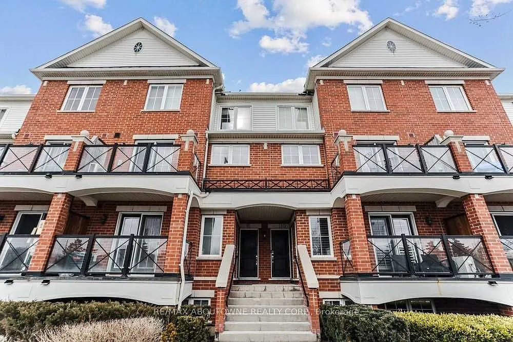 2 bed, $2,690 — Photo 1