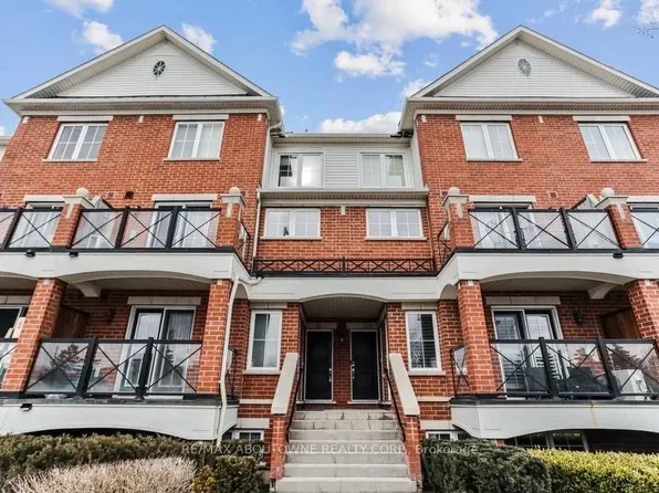 2579 6th Line #10, Oakville, ON L6H 0H7