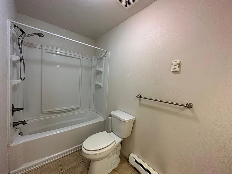 2836 Somerville Dr #B — Photo 9