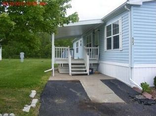 523 Rockview Dr, Holley, NY 14470