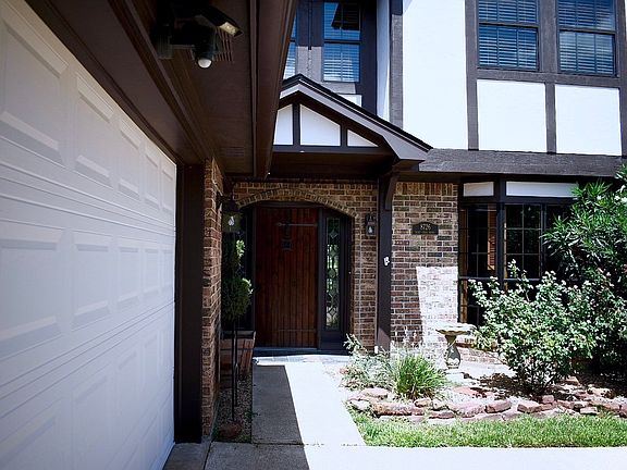 2nd image of 8726 Bent Tree Dr