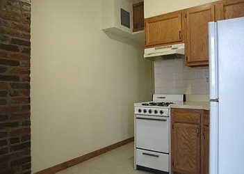 Rented by Manhattist