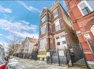 2033 W 19th St, Chicago, IL 60608