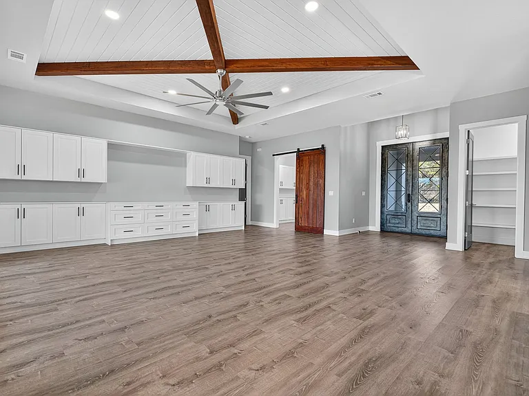 21603 Thomas Cv — Photo 13