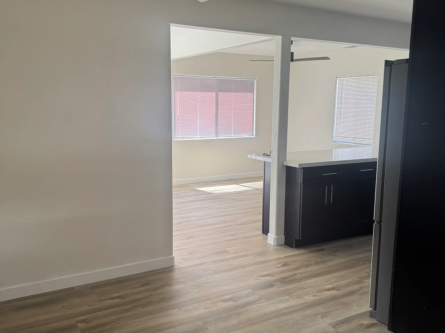 2 bed, 1000 sqft, $2,800 — Photo 4