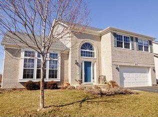 2655 Barrington Dr, Aurora, IL 60503