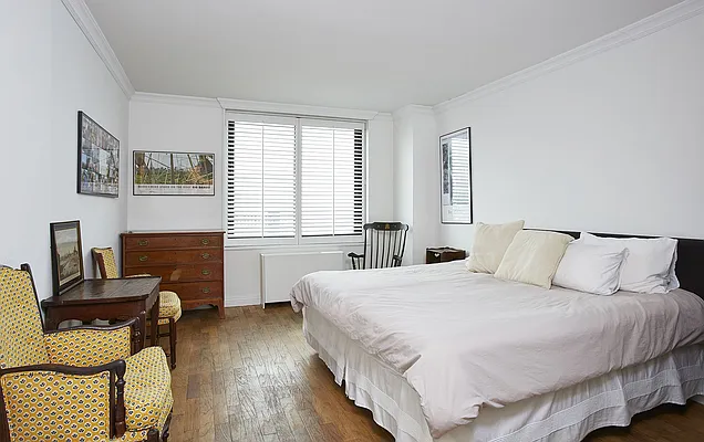 Sold by Stribling | media 4