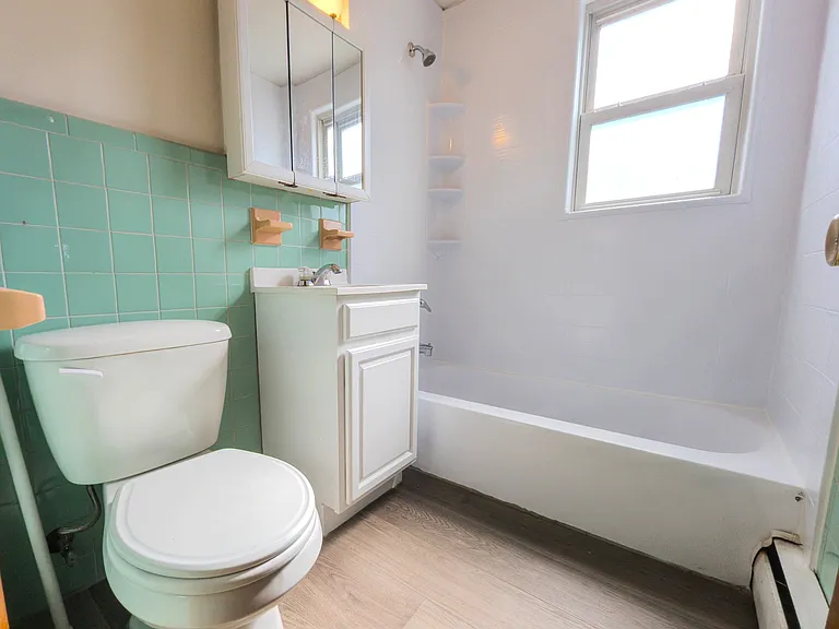 40 Stuyvesant Ave #4 — Photo 10