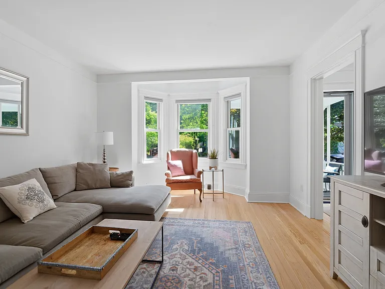 27 N Dutcher St — Photo 9