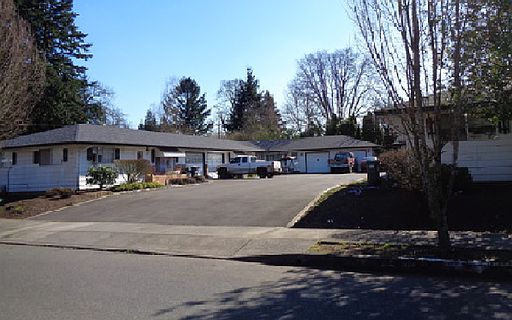 1st image of 1160 NE Lincoln St APT B