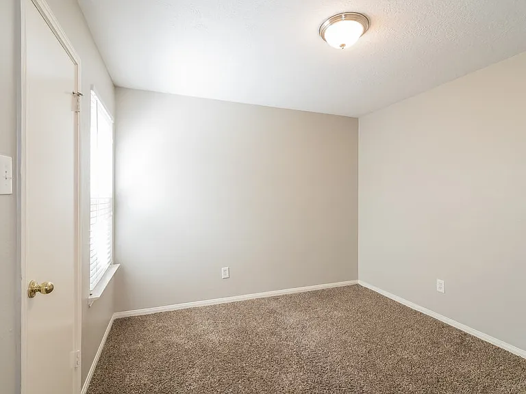 12231 Innisfall Cir — Photo 10