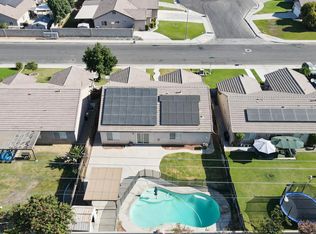 10601 Pleasant Valley Dr, Bakersfield, CA 93311