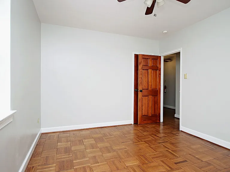 32 University Cir #205 — Photo 11