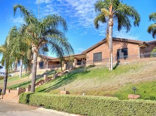 2498 Loveland Dr, Jurupa Valley, CA 92509